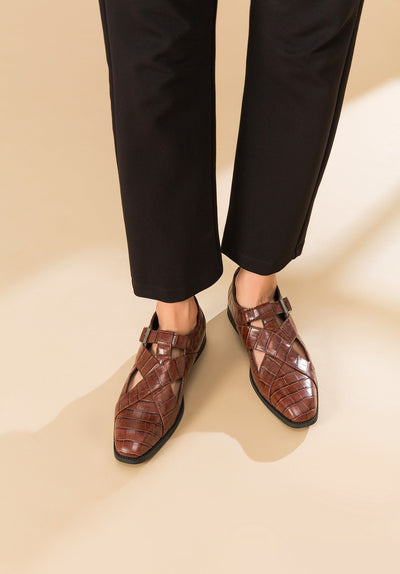 Formelle Herrenschuhe aus braunem Leder durchbrochenes Design elegant - Ferrano