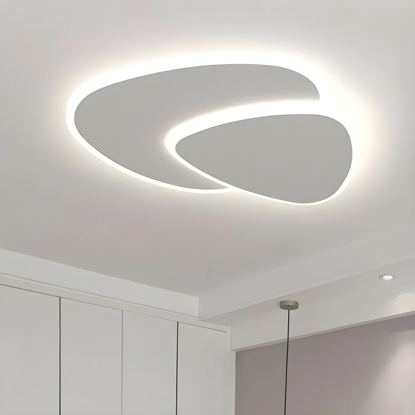 AmbientHalo Light - Moderne weiße LED-Deckenleuchte