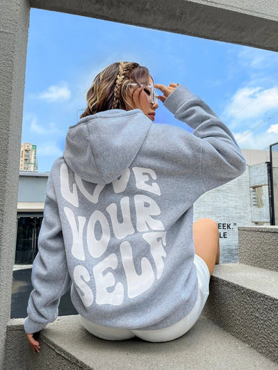 Statement-Hoodie aus 100% Baumwolle