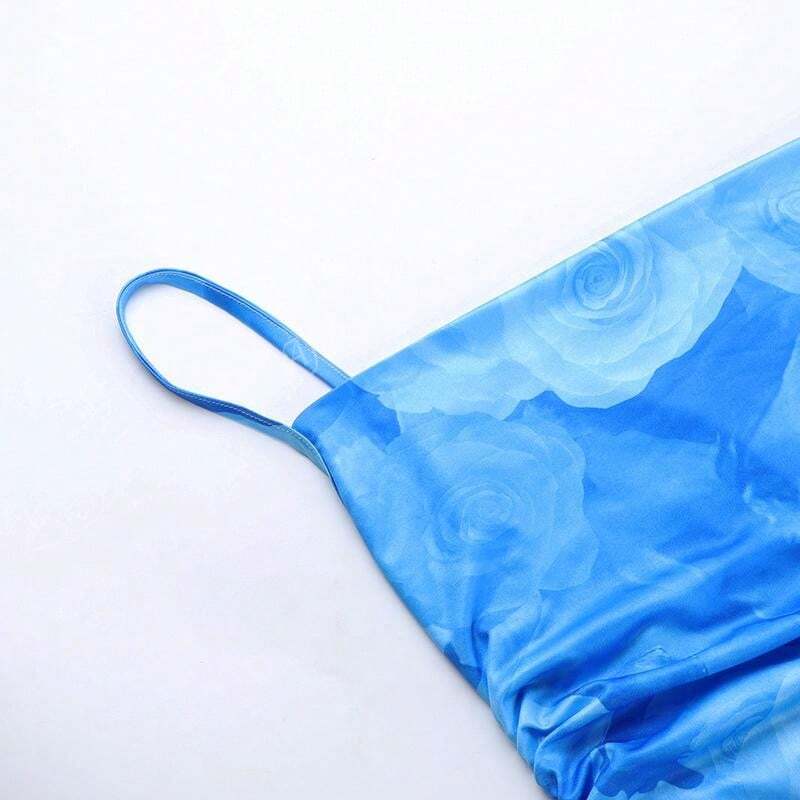 Langes Sommerkleid mit Aquarellprint & Spaghettiträgern