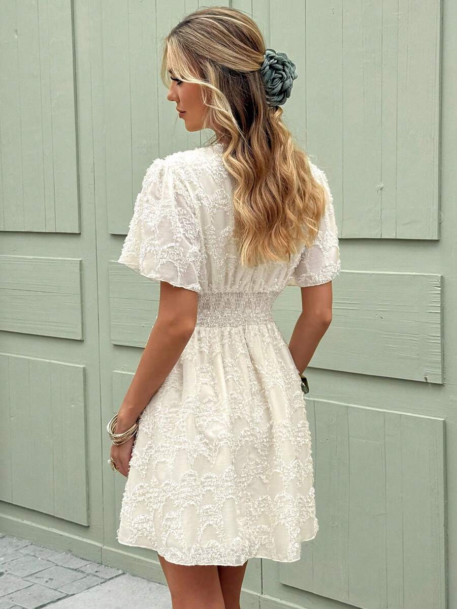 Anna – Sommerkleid Damen Kurzarm Tailliert Strukturiert Leicht