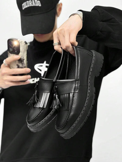 Christian – Slip-On Herrenschuhe Schwarz Leder Dicksohle