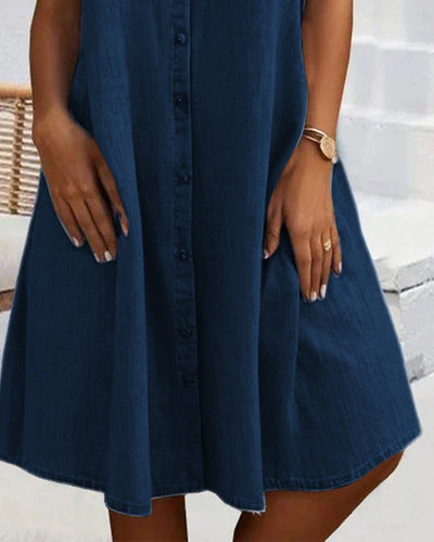Sveta - Kurzärmeliges Denim-Kleid mit Knopfleiste