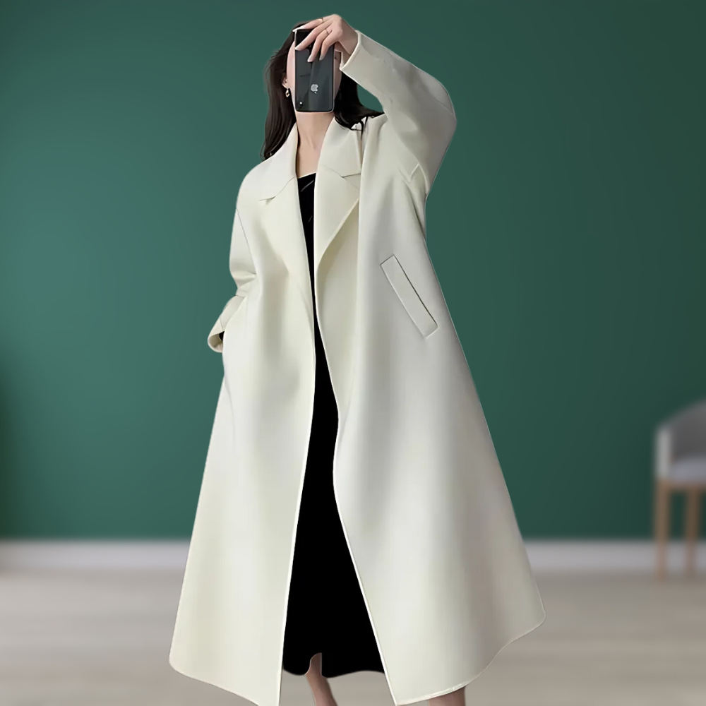 Amelye - Eleganter Mantel in Creme