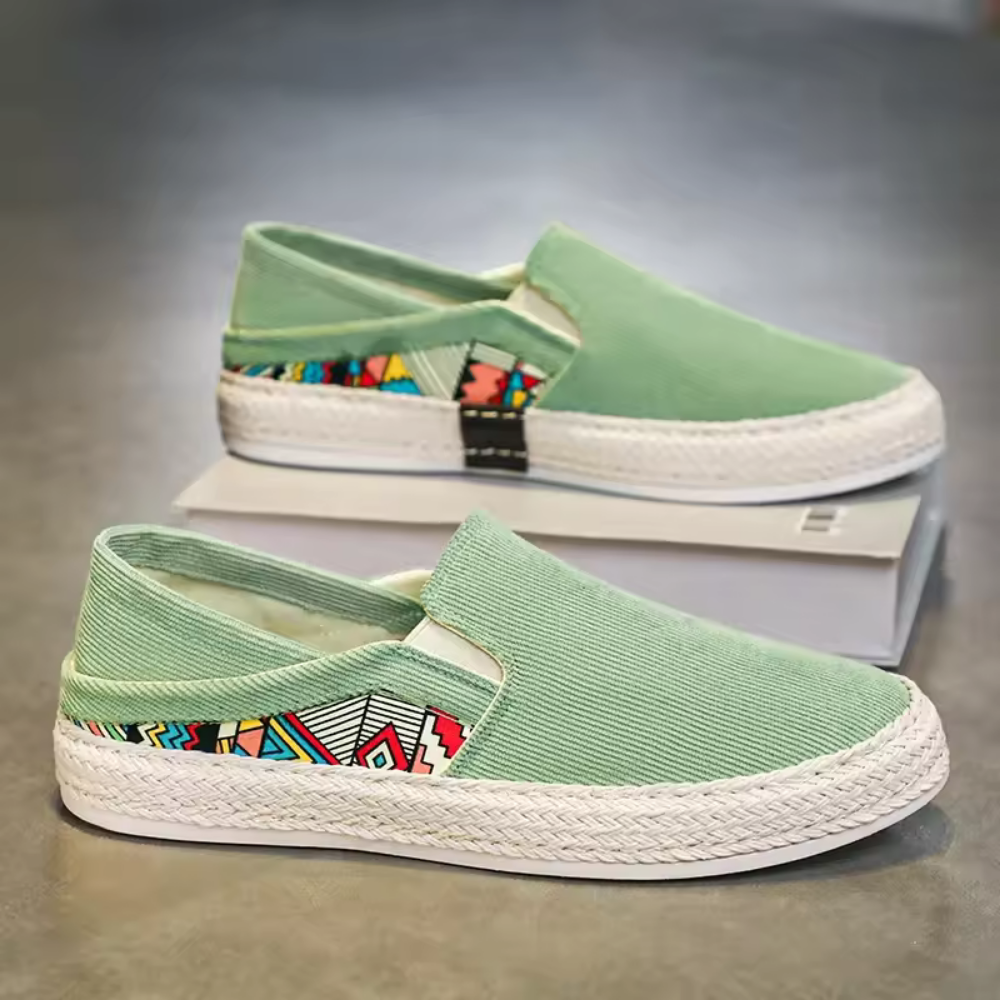 NORAN | -Slip-Ons mit Ethno-Print – Einfach reinschlüpfen lostanzen