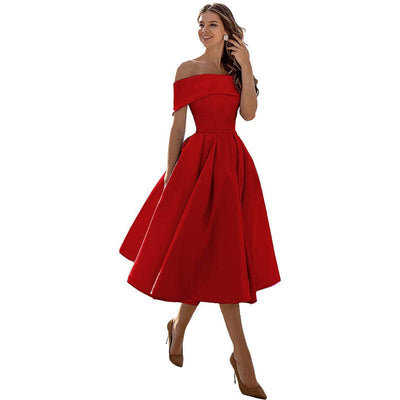 Elegantes schulterfreies Abendkleid