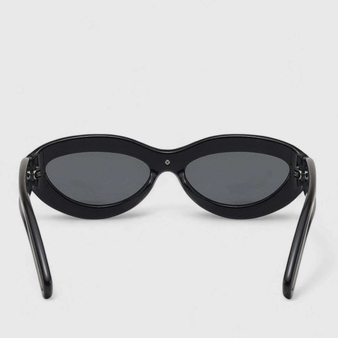 Alice | Stylisch in der Sonne