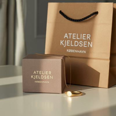 Saveta – Armreif Mit Charakteristischem Knoten