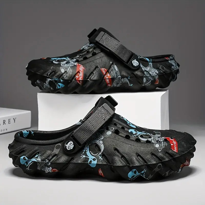 Atmungsaktive Clogs mit Graffiti-Druck