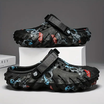 Atmungsaktive Clogs mit Graffiti-Druck