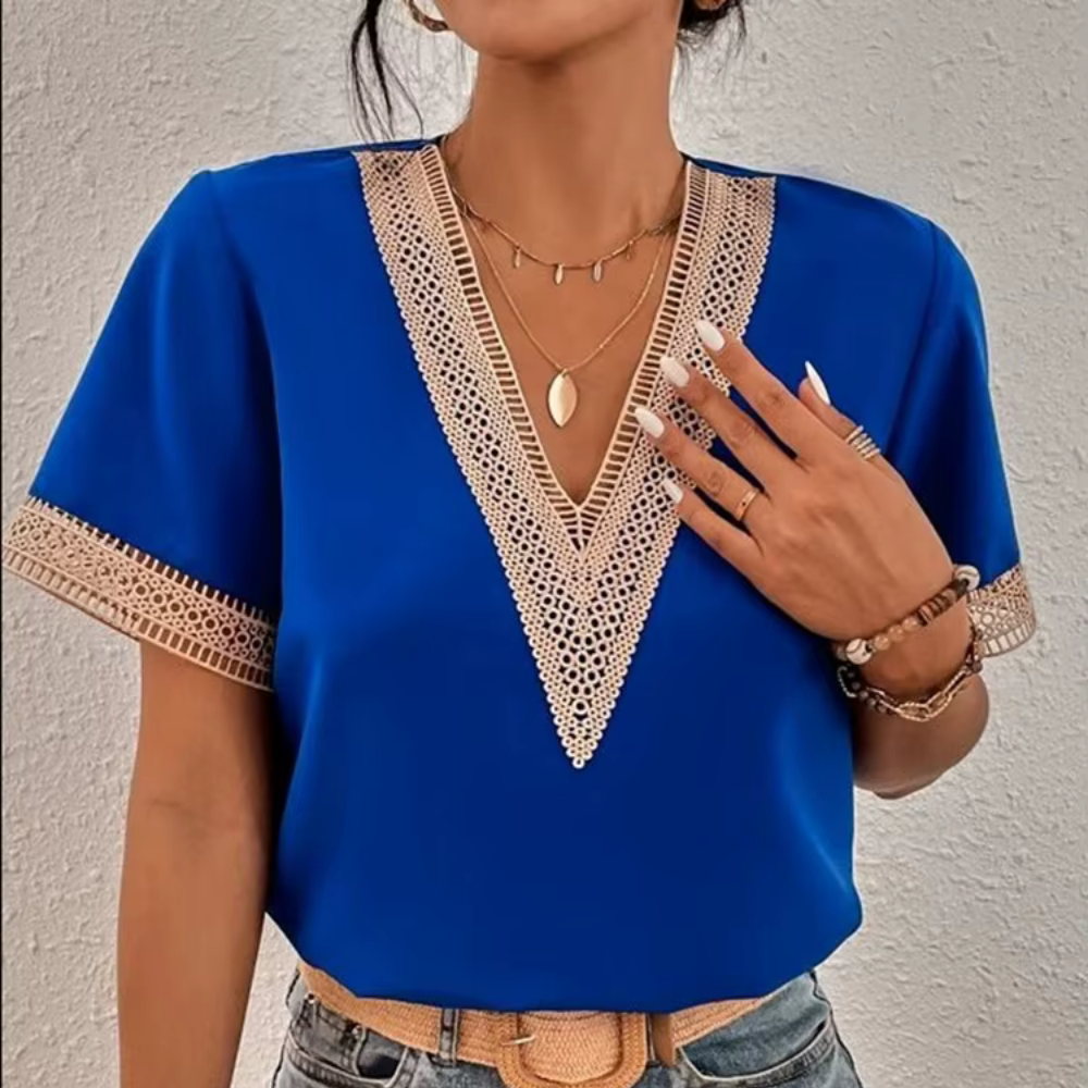 Isabelle – Kurzarmshirt mit eleganten Spitzendetails