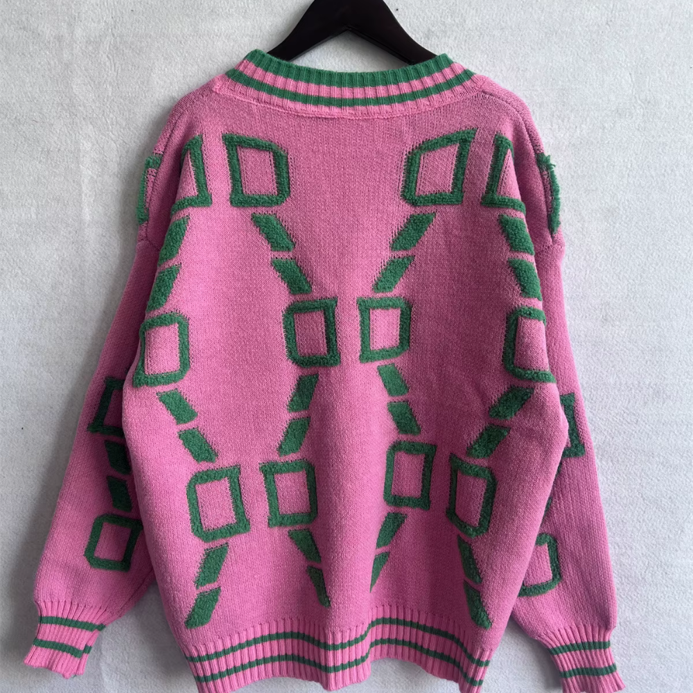 Calie – Oversize-Cardigan mit modernem Muster