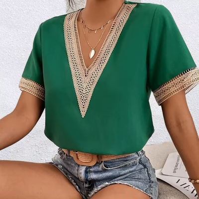 Isabelle – Kurzarmshirt mit eleganten Spitzendetails
