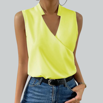 LENAE - Ärmellose Wickelbluse in Schwarz – Zeitlose Eleganz für jeden Anlass