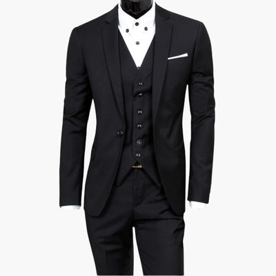 Eleganter Slim Fit Anzug - moderner Look für Herren zur Hochzeit
