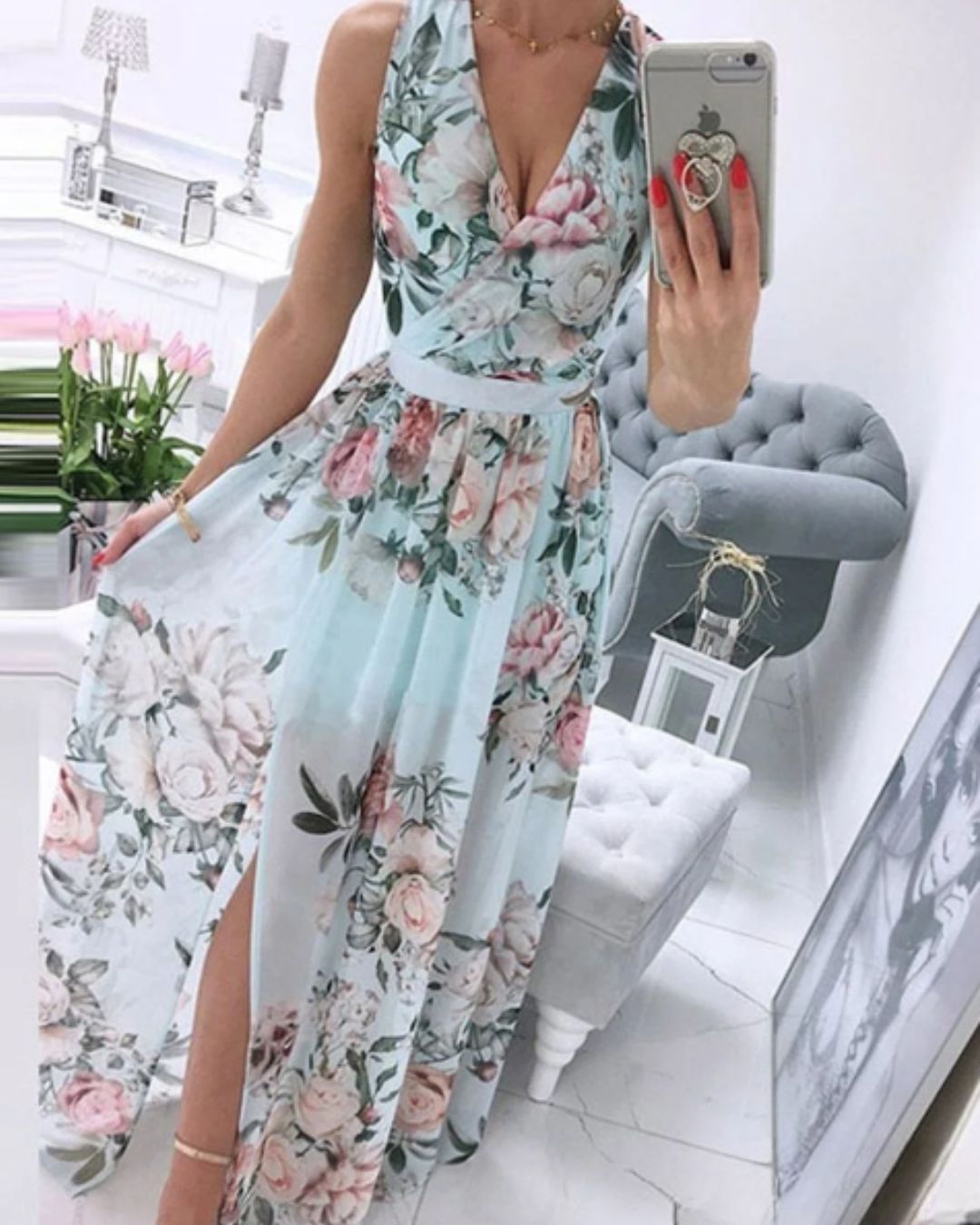 Julia® | Ärmelloses Strandkleid für Damen mit tiefem V-Ausschnitt