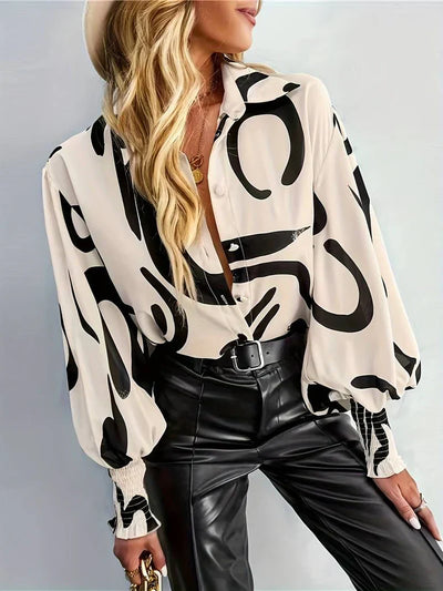 Sophie – Elegante Damenbluse mit Plisseedetails stilvoll und zeitlos