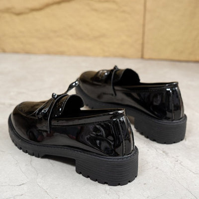 Damen Mokassins aus glänzendem Lackleder mit Zierschleife - Valeria