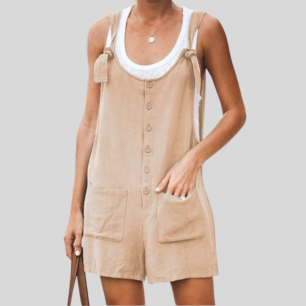 CHLOE -  Latzshorts mit Boho-Vibes