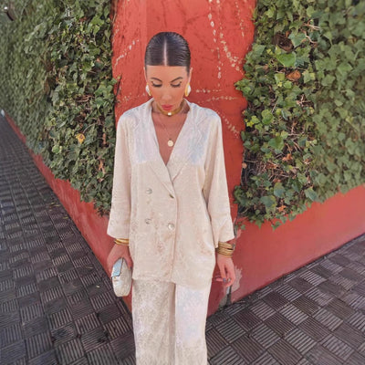 Damen Blazer und Hose mit elegantem rotem Blumendruck - Venera