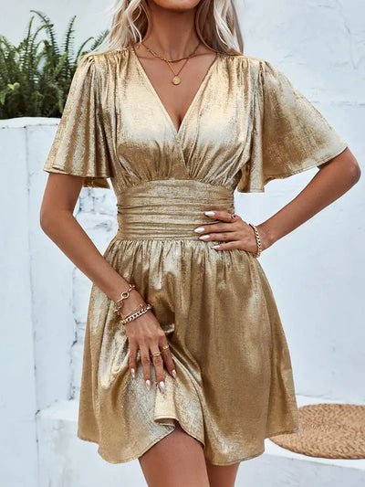 Wickelkleid Mit V Ausschnitt Und Flügelärmeln | Mini