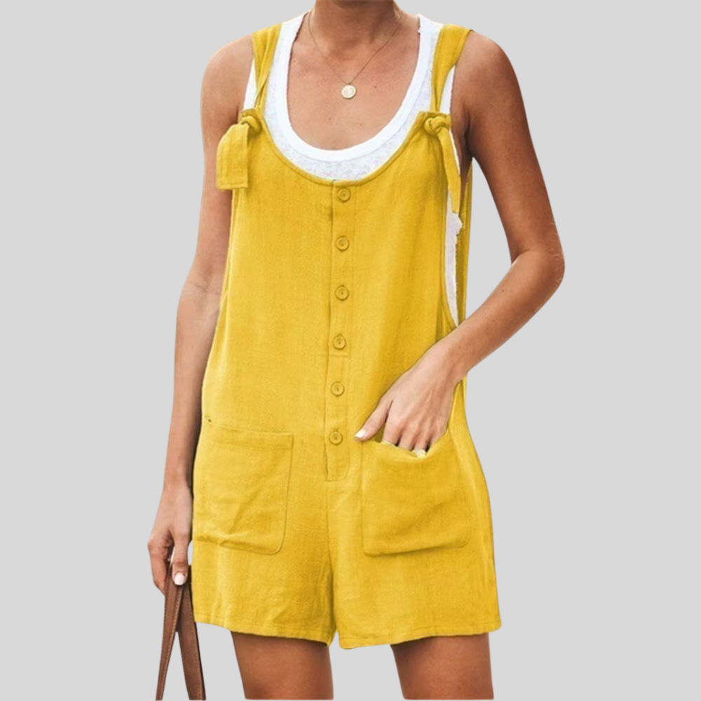 CHLOE -  Latzshorts mit Boho-Vibes