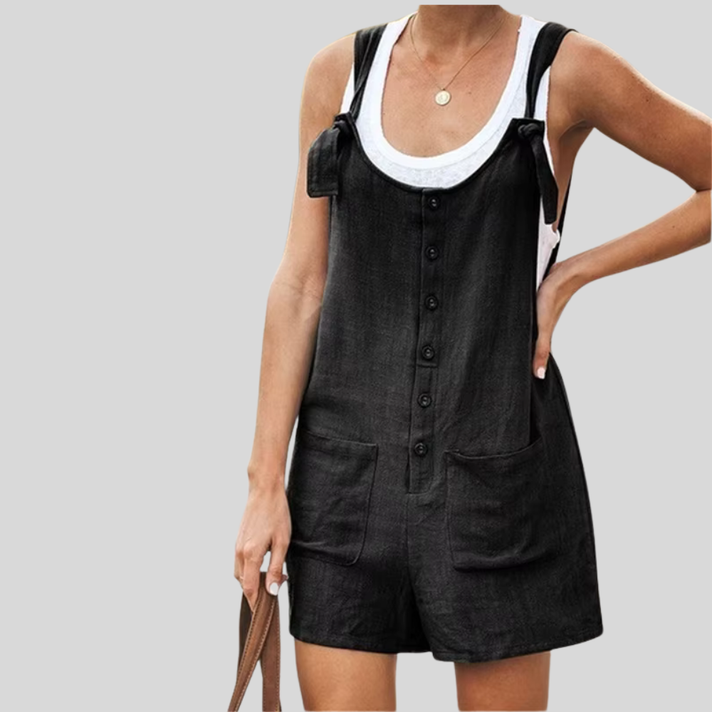 CHLOE -  Latzshorts mit Boho-Vibes