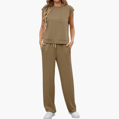 Zweiteiliges Sommer Set für Damen mit Kappärmeln und Taschen