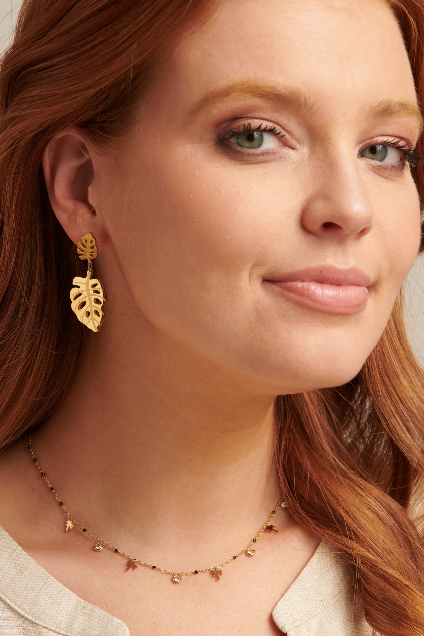 Palmförmige Anhänger Halskette aus Edelstahl mit Goldfinish Für Frauen