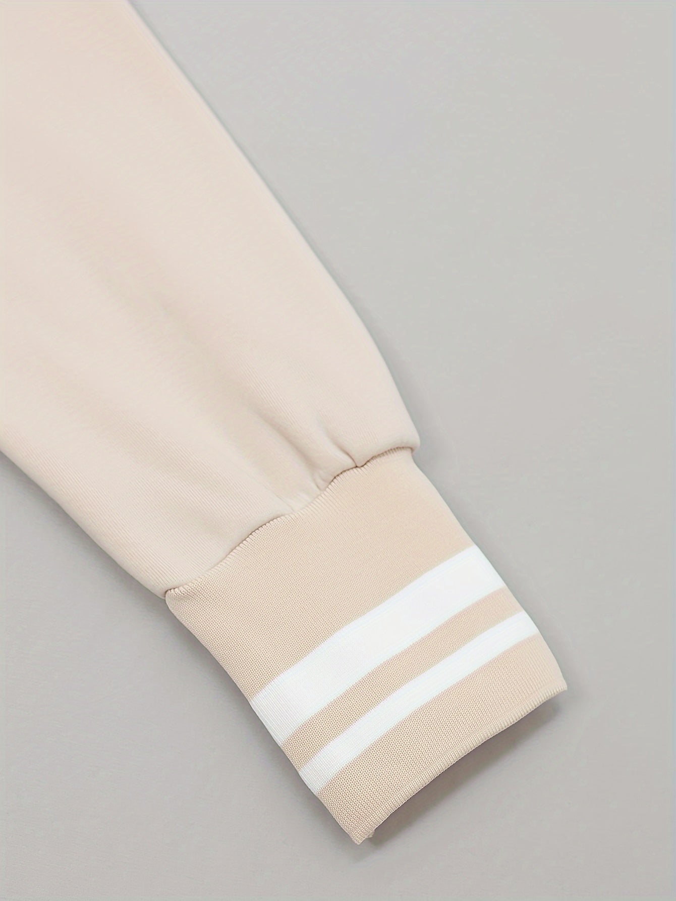 Nicola – Langärmelige Jacke Mit Seitentaschen