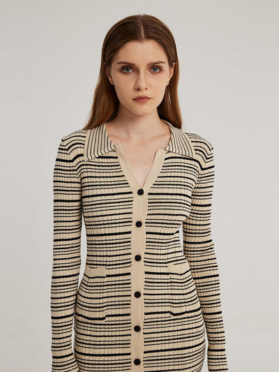 Zeitloses Strickkleid mit vielseitiger Eleganz für Damen