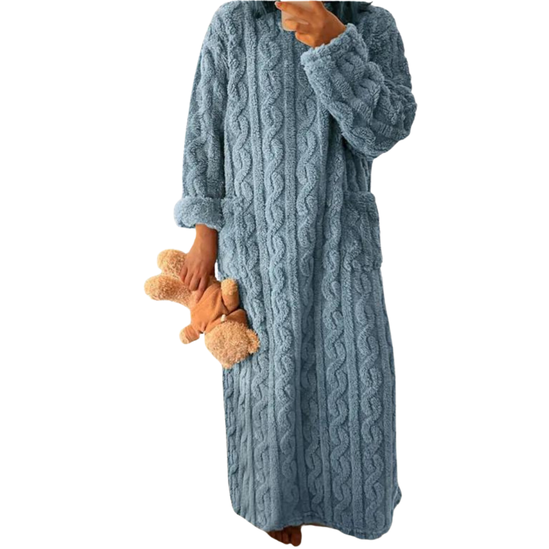 Warmes Pulloverkleid aus Kabelstrick für Frauen