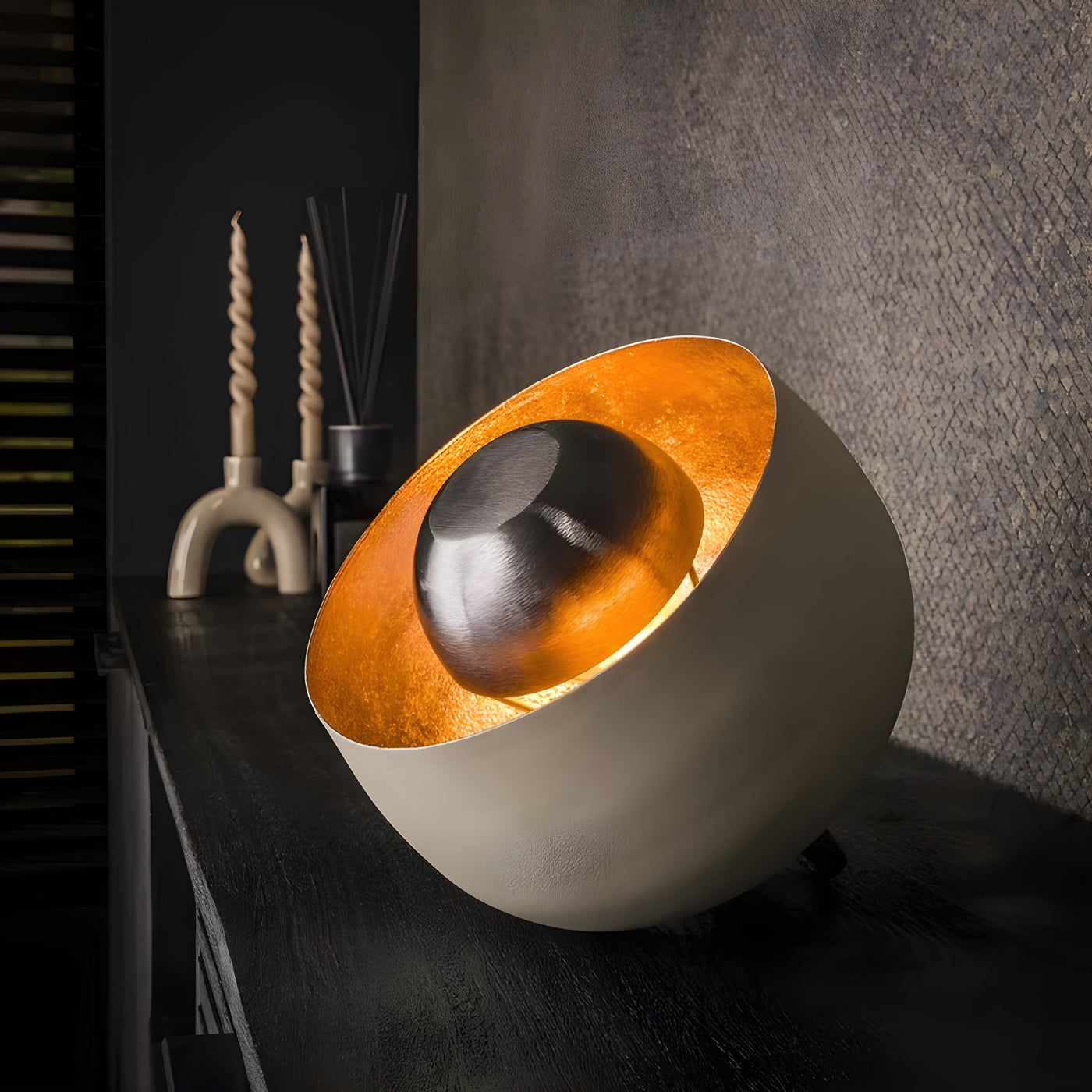 ShimmerCage Light - Elegante Runde Stehlampe