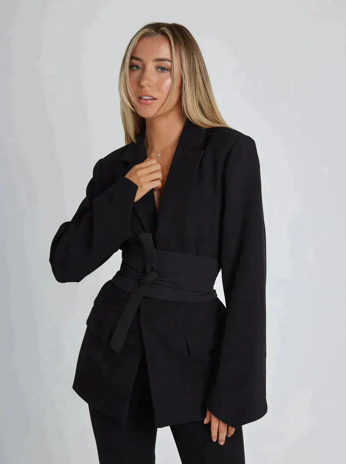 Taillierter Blazer mit Gürtel und schickem Design für Damen