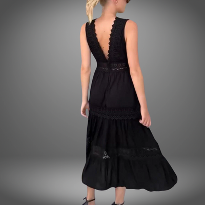 Wilhelmina© | Ärmelloses V-Ausschnitt-Kleid mit Spitze