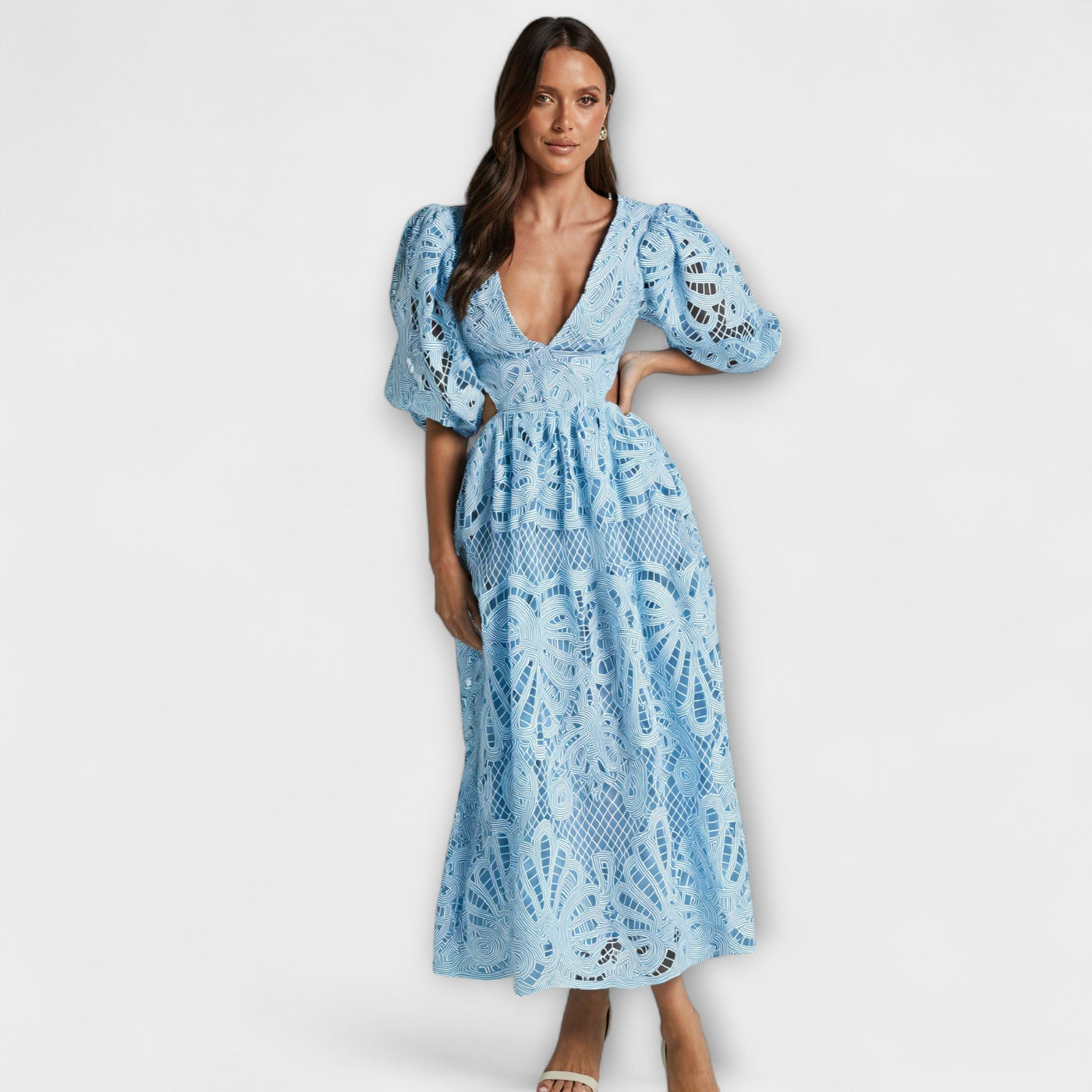 Elegantes Kleid mit feinen Akzenten