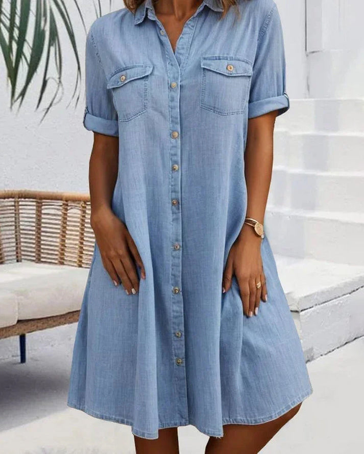 Sveta - Kurzärmeliges Denim-Kleid mit Knopfleiste