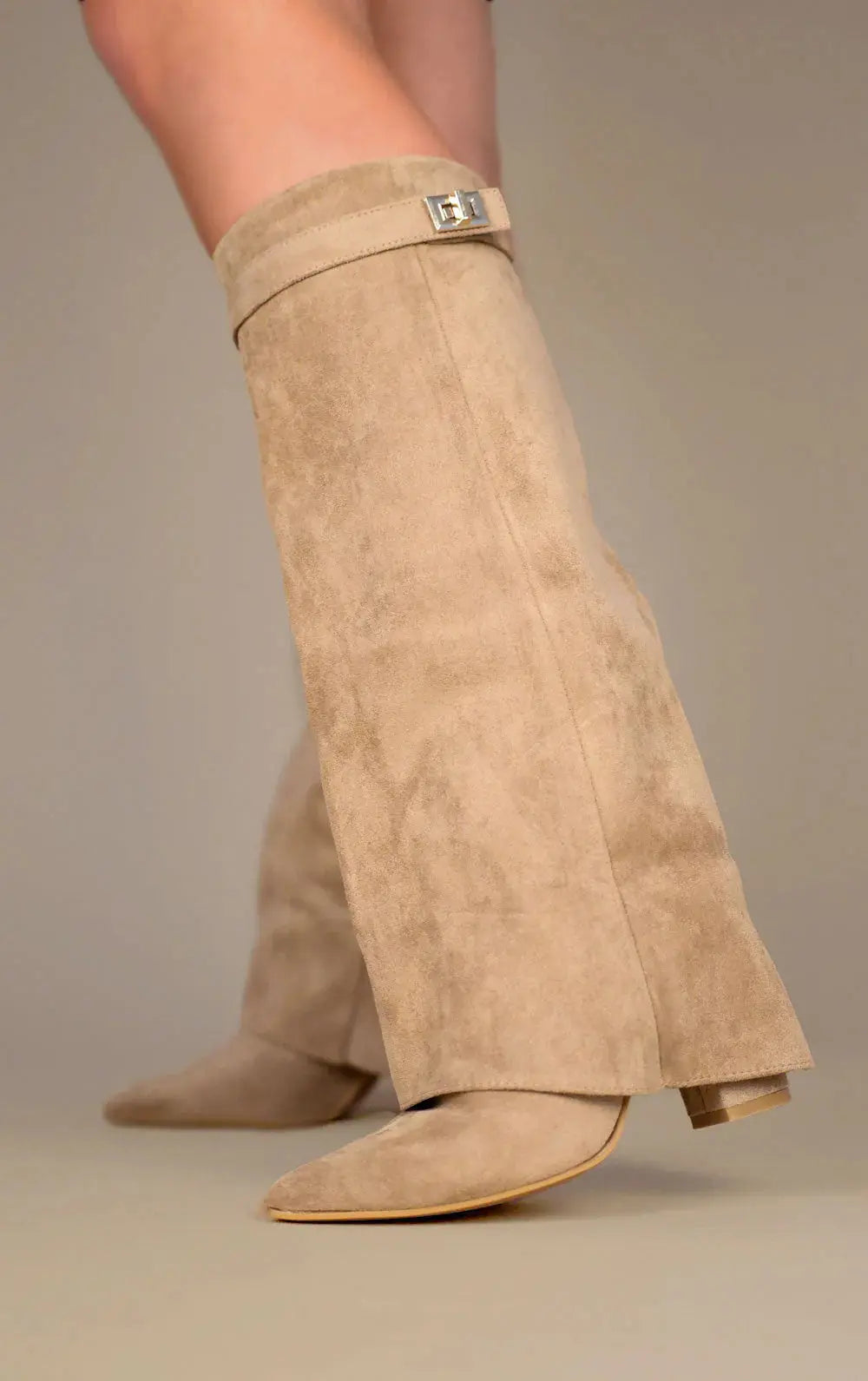 Modische Wildleder-Stiefel für Damen – Beige & stylisch