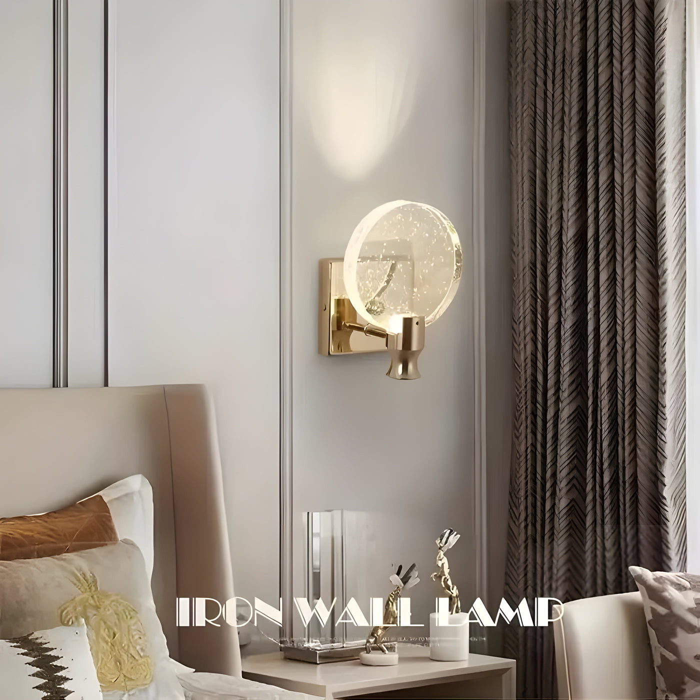 AuroraCrystal Light – Elegante Wandmontierte Kristallleuchte