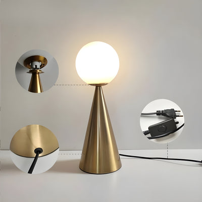 LuxeCone Light - Dekorative Kegelleuchte aus Goldglas