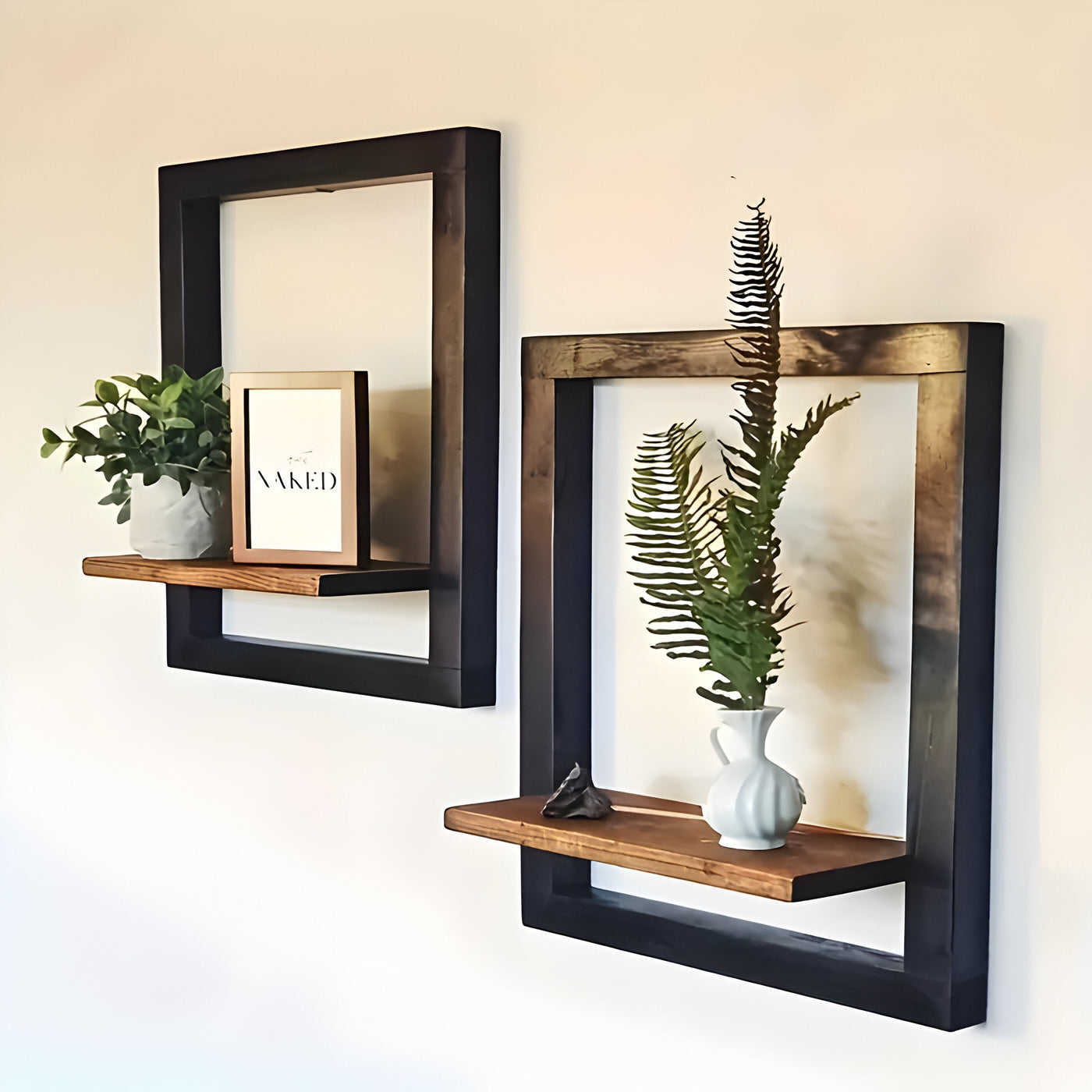 RustiFrame Set - Vintage Holzwand Quadratisches Display-Set