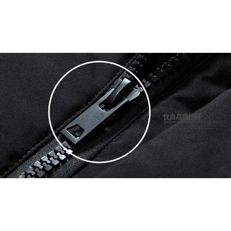 Winterjacke mit Fellimitat-Kapuze für Männer