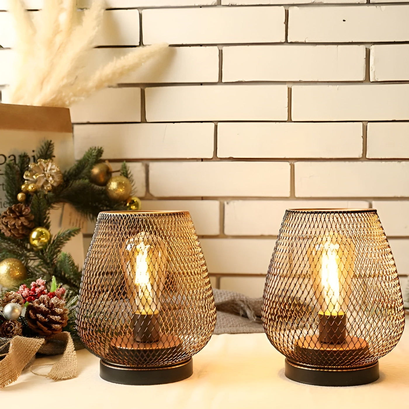 CageLuxe Lamp - Drahtlose Metallkäfig LED Tischlampe