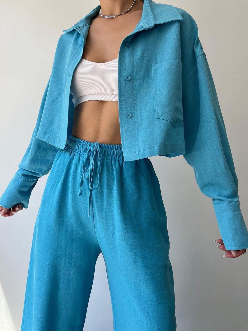 Vilma - Zweiteiliges Set aus Oberteil mit Reißverschluss und Hose mit Kordelzug