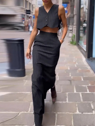 Gilda - Zweiteiliges Rockset mit Nadelstreifen und Knopfleiste