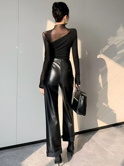 Layla - Asymmetrisches T-Shirt mit transparentem Netzeinsatz