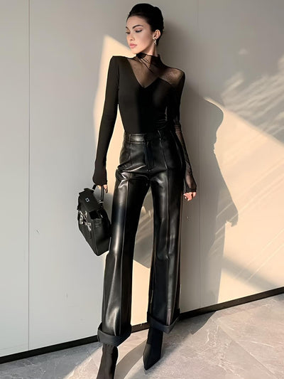 Layla - Asymmetrisches T-Shirt mit transparentem Netzeinsatz