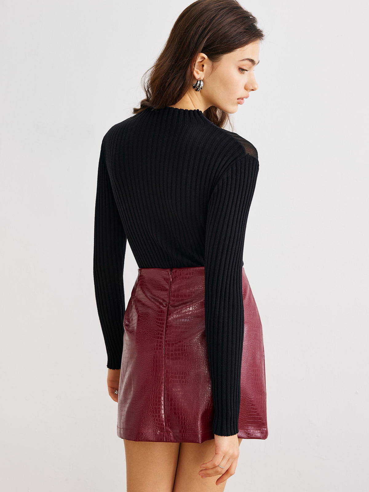 Gerippter Pullover mit transparenten Details moderner Chic für Frauen