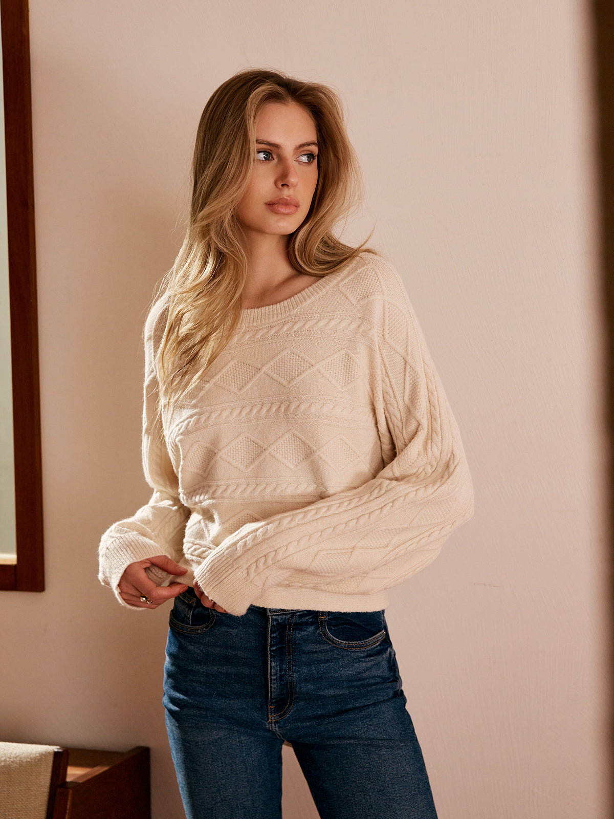 Rückenfreier Pullover mit Schleifendetail für Frauen
