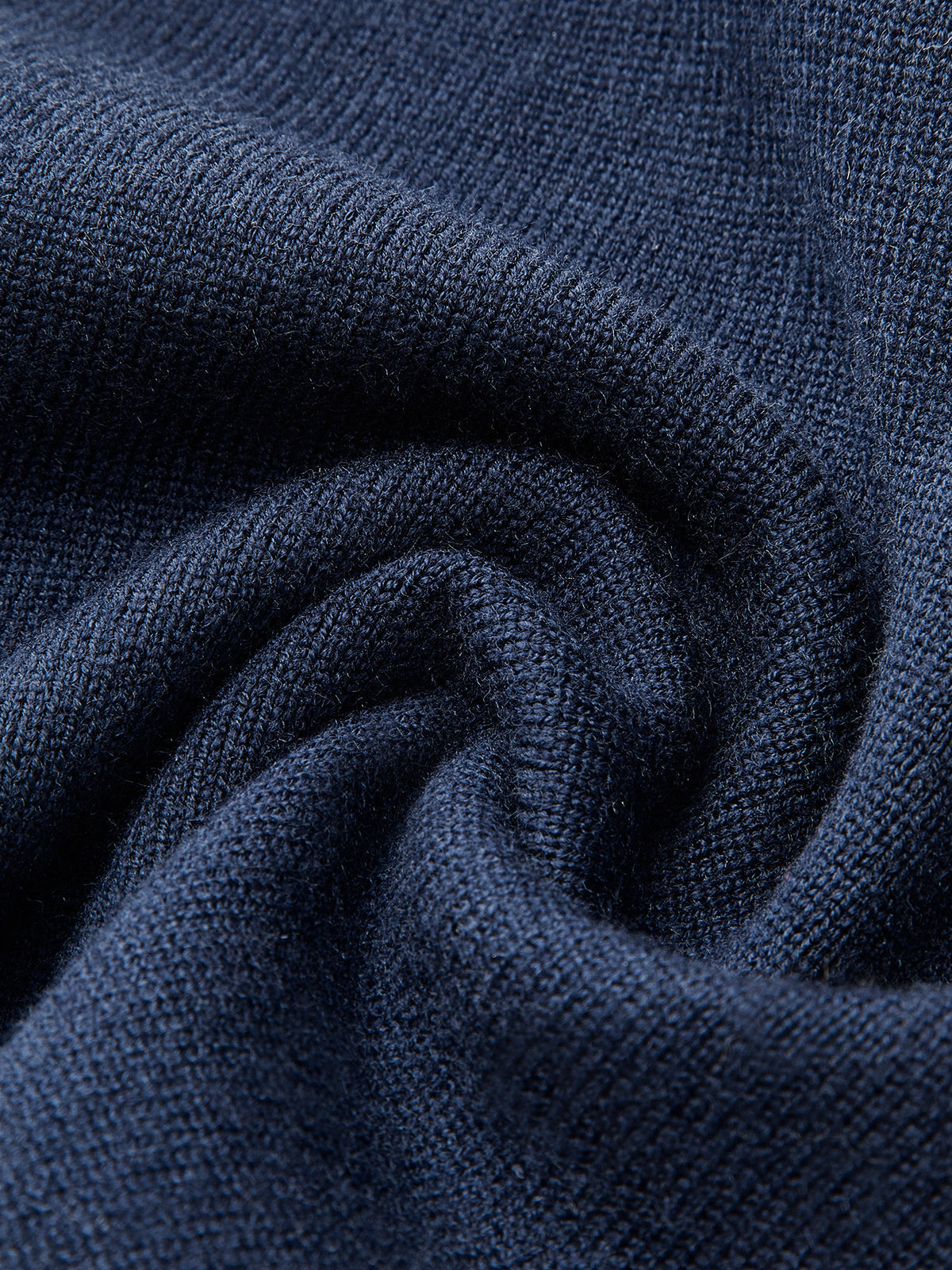 Christabel | Minimalismus Pullover-Rock-Set mit Kontrastbesatz